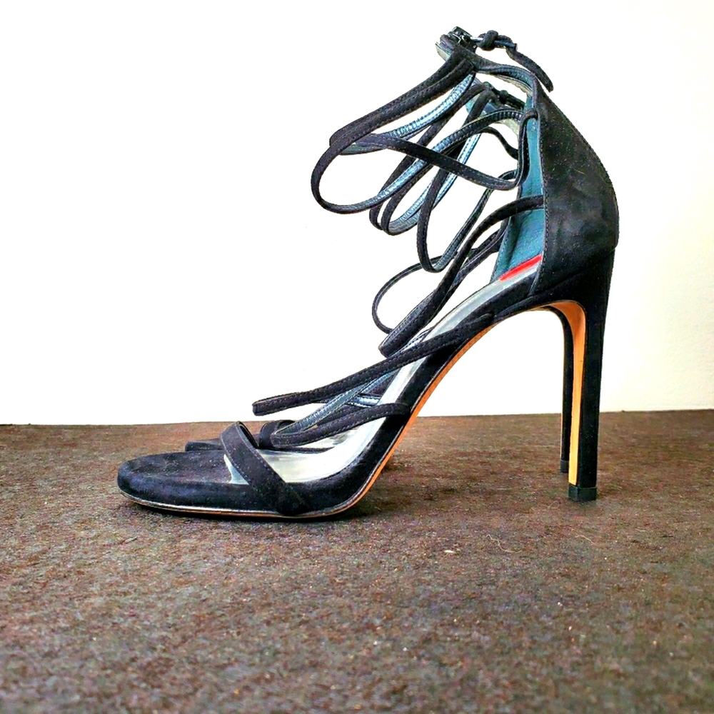29) STUART WEITZMAN Zip Heel Strappy Suede Stilettos Sz. 6.5